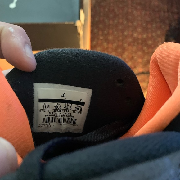 Jordan 8 Retro Phoenix Suns Edition - Picture 7 of 7